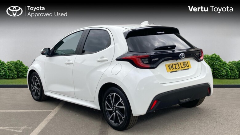 Toyota Yaris 1.5 Hybrid Design 5dr CVT Hybrid Hatchback
